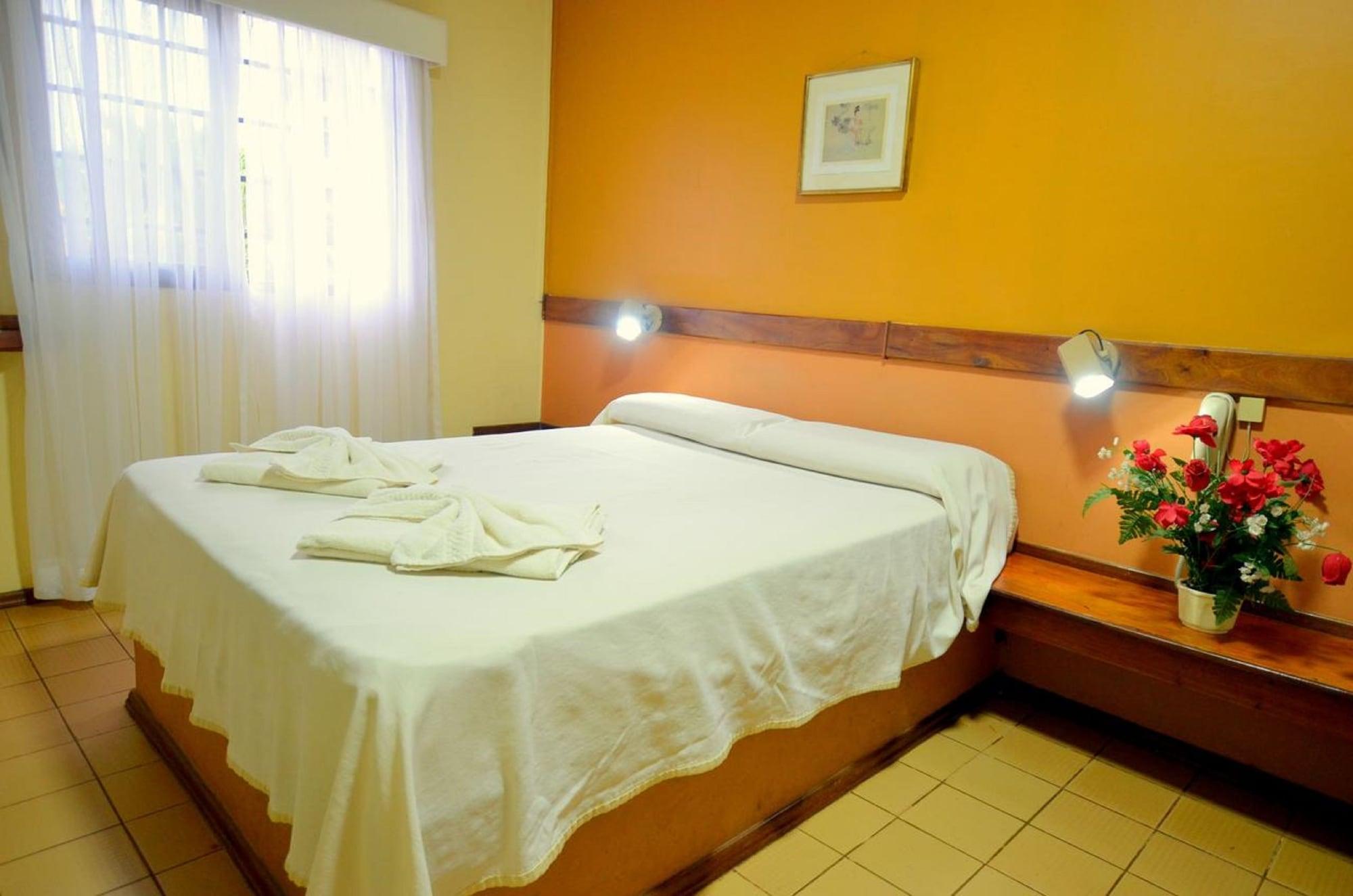Hosteria Casa Blanca Iguazu Puerto Iguazú Buitenkant foto